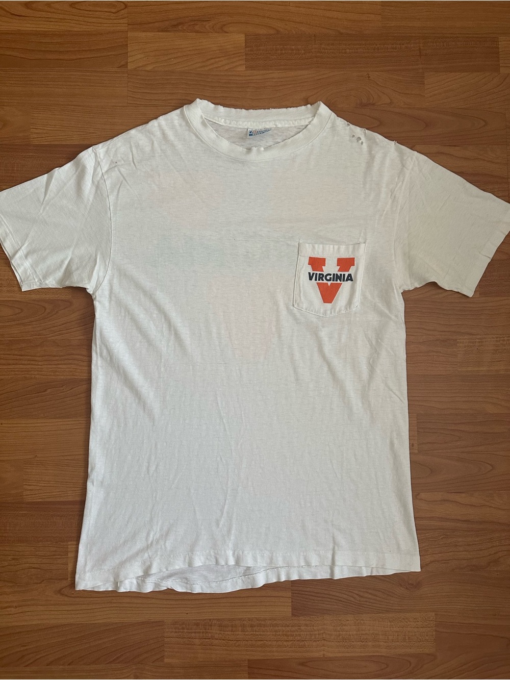 Vintage 90 Virginia Pocket Graphic T-Shirt - White